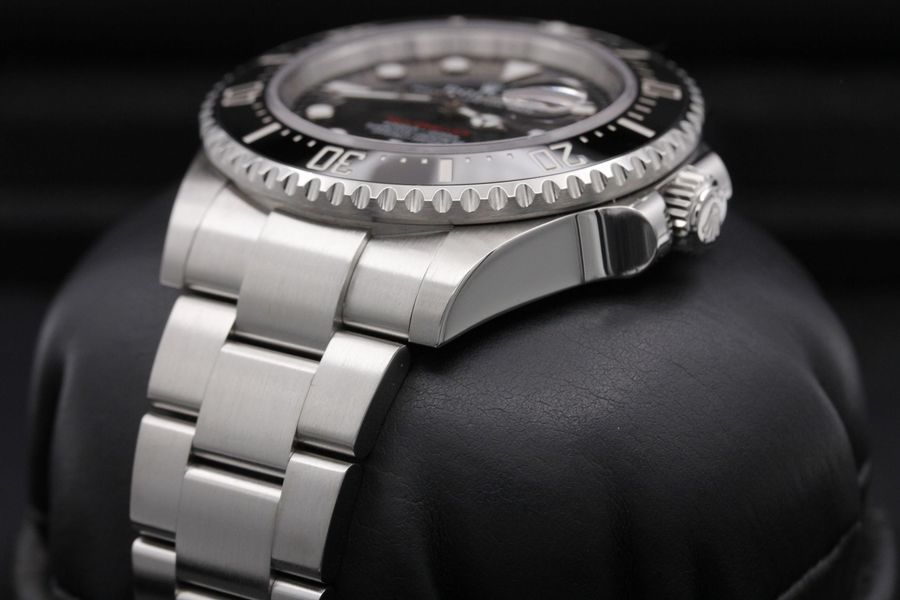 Rolex Sea-Dweller 126600